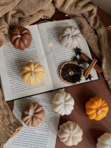 Pumpkin Shaped Candle Mold - Image 6