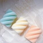 Big Ribbed Swirl Twisted Candle Mold - Image 5