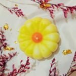 Daisy Flower Candle Mold - Image 3