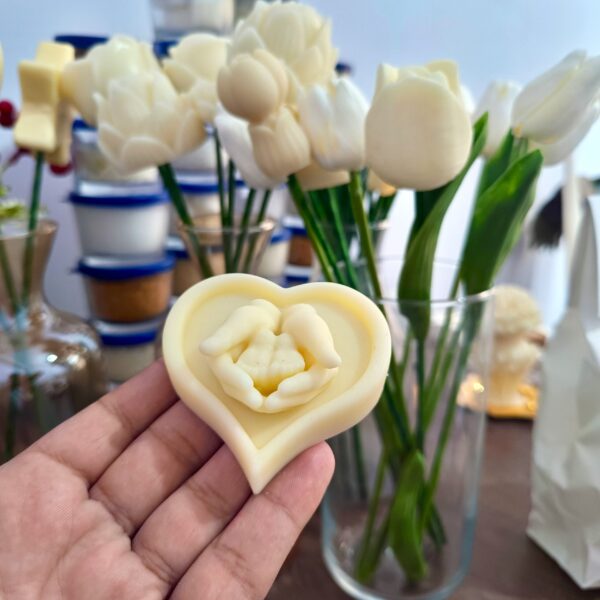 قالب أقدام الطفل