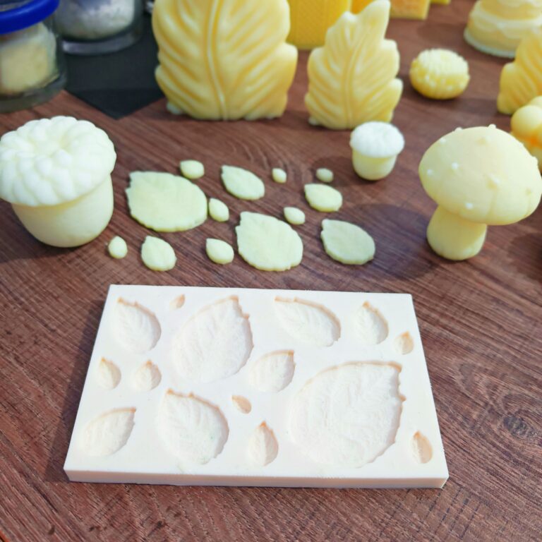 قالب وريقات الخريف