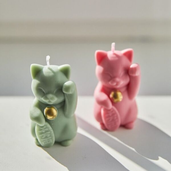 قالب قط الحظ