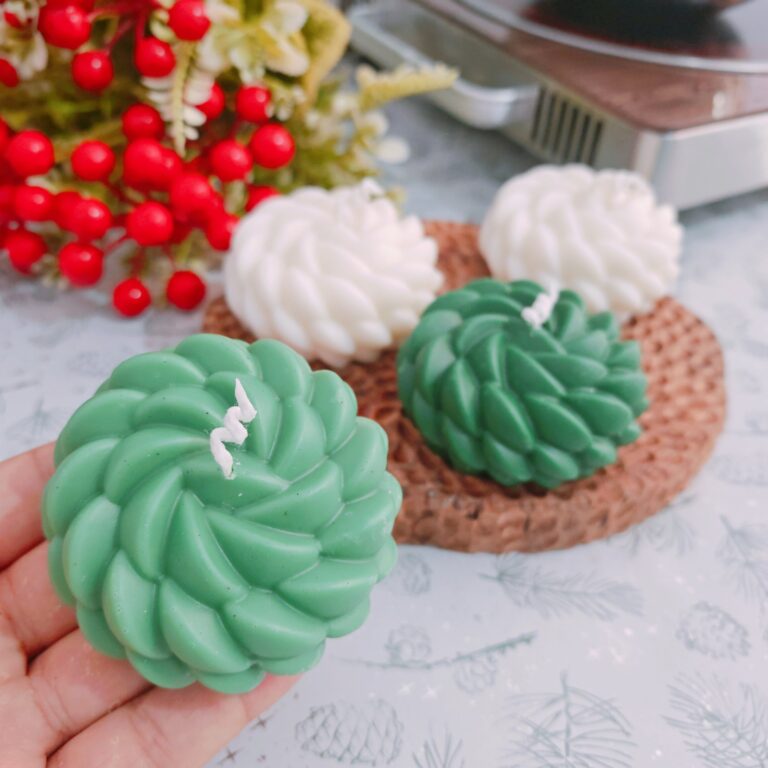 قالب شمعة الصنوبر تصميم جديد