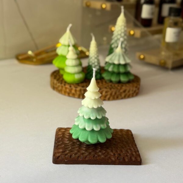 قالب شجرة الشتاء