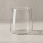 كأس زجاجي